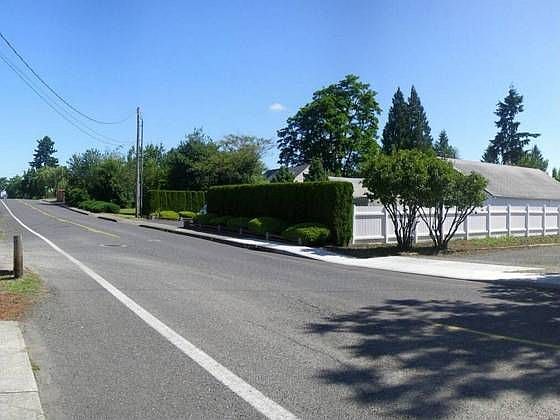 1st image of 3316 NE 132nd Ave