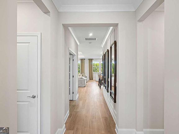 3rd image of 134 Kenney Way