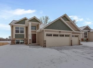 1704 129th Ave NE, Blaine, MN 55449
