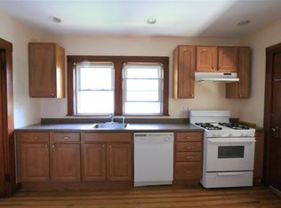 46 Saville St #3, Cambridge, MA 02138