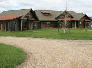 9 Doc Bar Dr, Cody, WY 82414