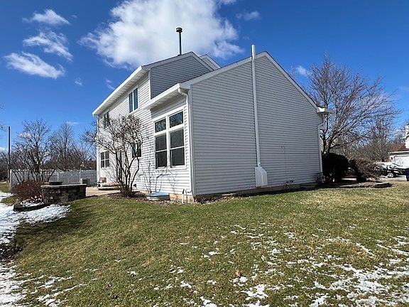 5th image of 1320 Lazy Hollow Ct
