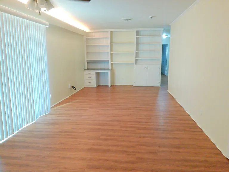 4610 Donegal Dr — Photo 7