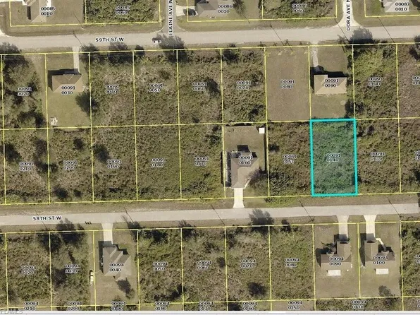 2604 58th St W, Lehigh Acres, FL 33971
