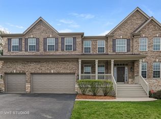 3419 Noble Dr, Woodridge, IL 60517