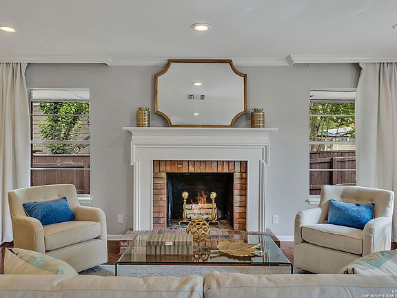 5th image of 518 NORTHRIDGE DR