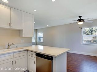 139B Walnut St, Costa Mesa, CA 92627