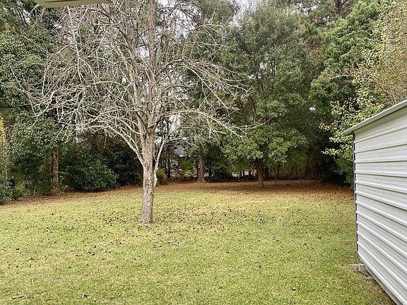 4th image of 26 Bryant Dr