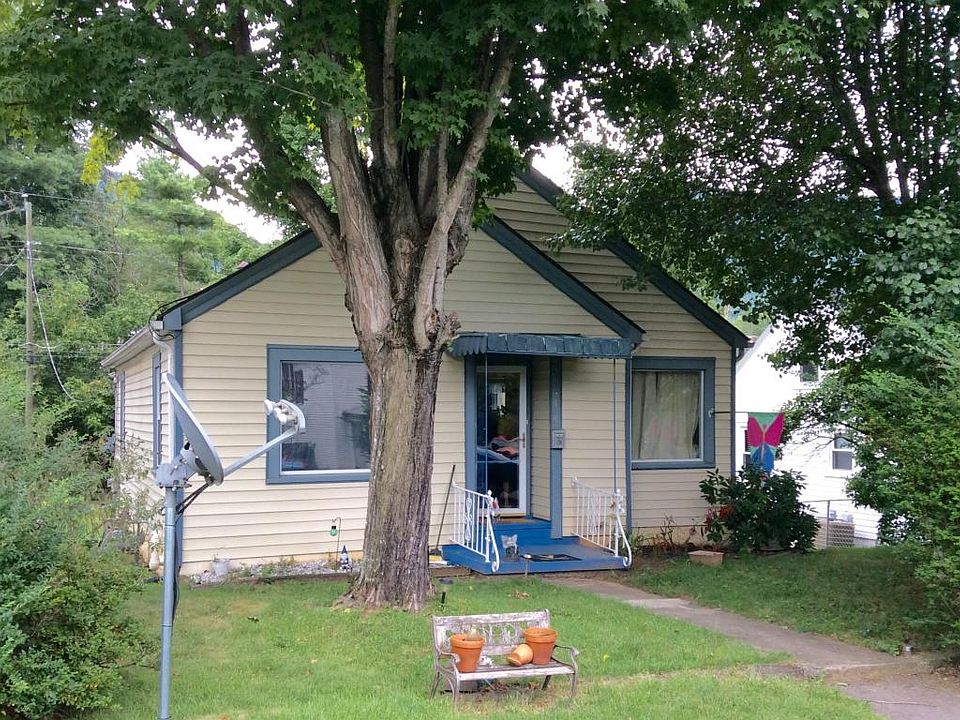 1st image of 2416 Birch Ave