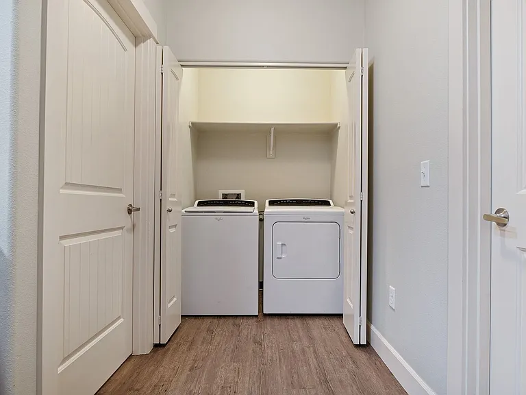 Webster Ridge Apartments — Photo 85