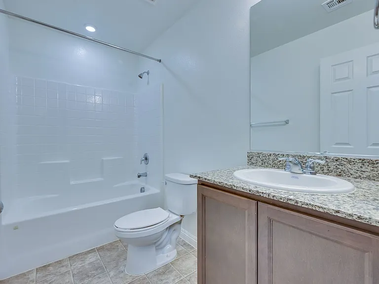 5202 Dubris Dr — Photo 40