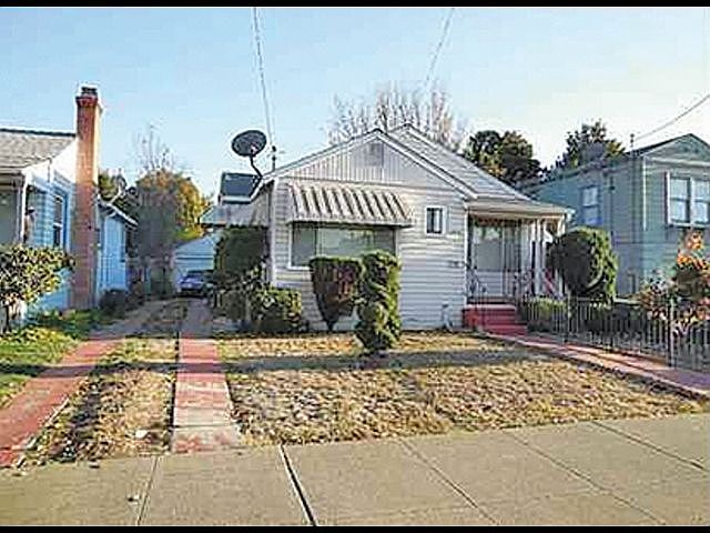 2nd image of 2634 106th Ave