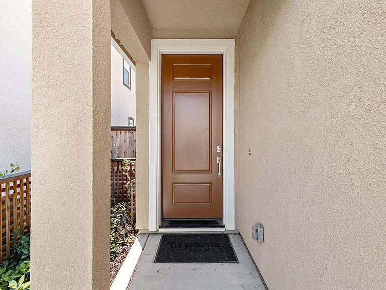3707 Red Fir Ln — Photo 4