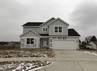 730 Sierra Ct, Middleville, MI 49333