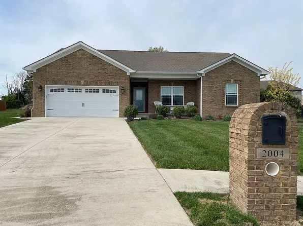 2004 Oak Hill Ct, Lawrenceburg, KY 40342