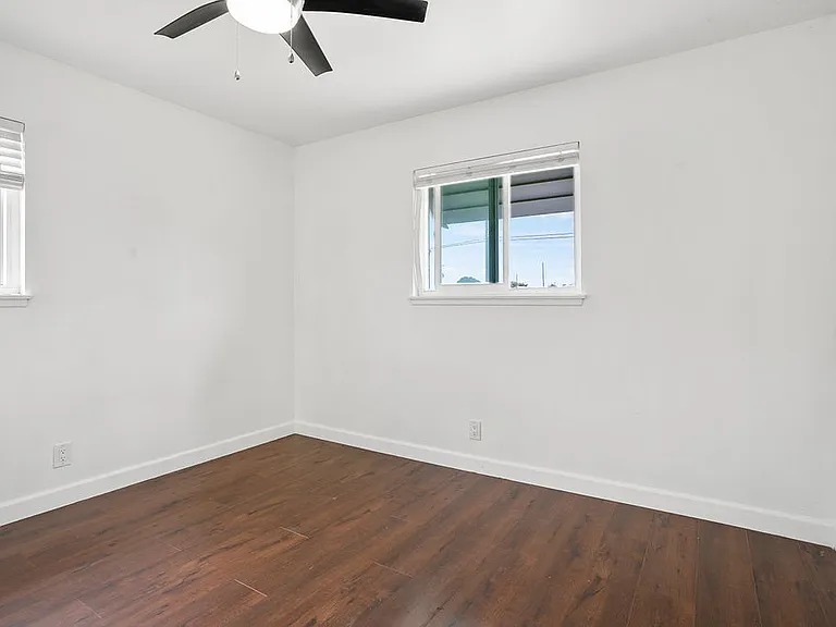 13192 Edwards St — Photo 6