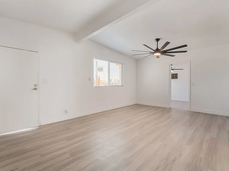 3200 E Owens Ave — Photo 4