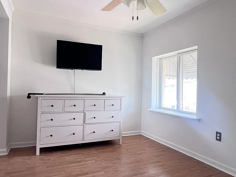 407 Allen Ave — Photo 6