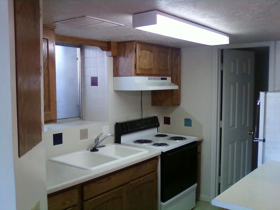 2nd image of 129 S McClelland St #3