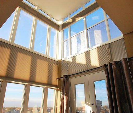 4th image of 2700 W Belmont Ave #Penthouse