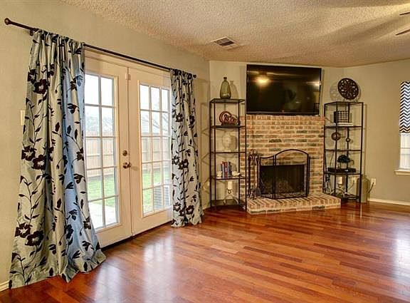 3rd image of 2029 Cardinal Ln