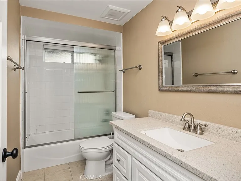 338 W Kelly Ave #B — Photo 17