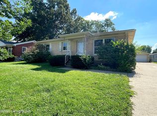 8117 Clematis Ln, Louisville, KY 40228