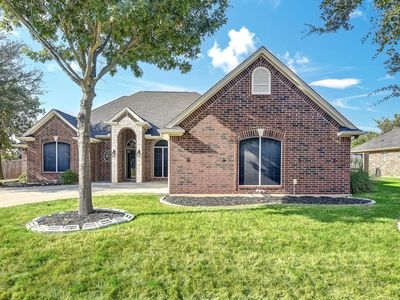600 Acorn St, Pilot Point, TX, 76258