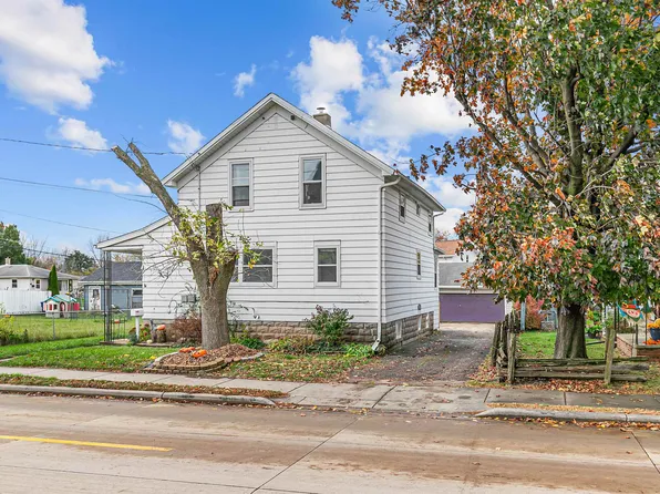 125 Knapp St, Oshkosh, WI 54902