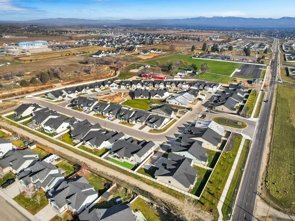 Homes Available Soon, Langtree