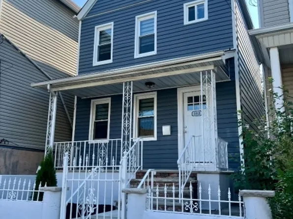 112 Washington Ave, Elizabeth City, NJ 07202