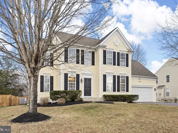 7422 N Katie Dr, Fredericksburg, VA 22407