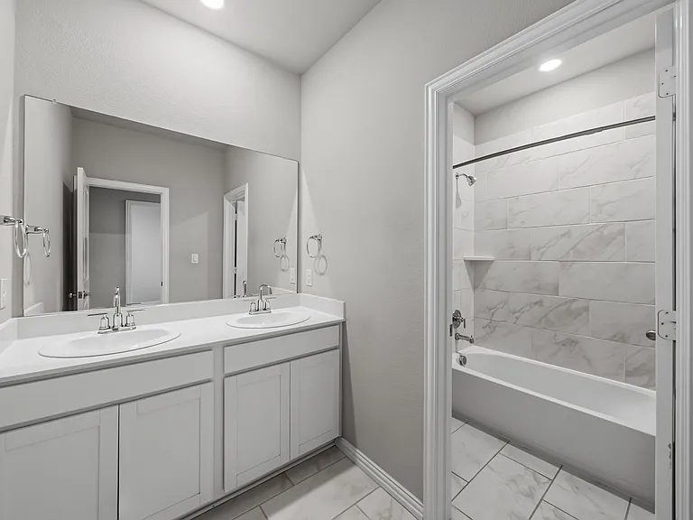 7513 Sunset Blvd — Photo 16