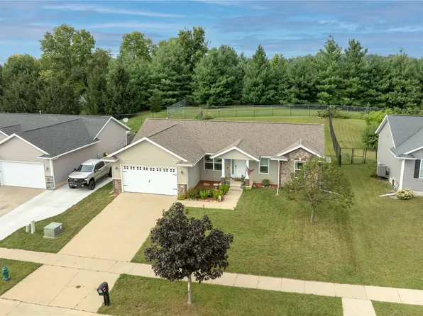 2520 Shaman Ave SW, Cedar Rapids, IA 52404