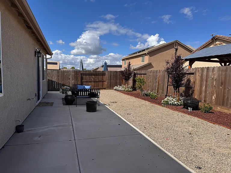 Summit Dr — Photo 20