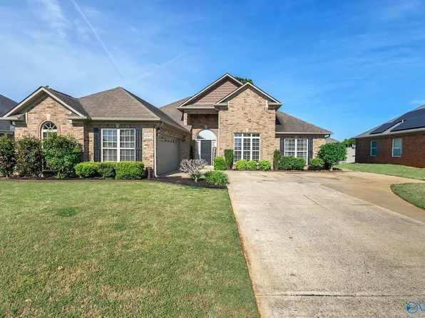 14573 Norfleet Dr, Athens, AL 35613