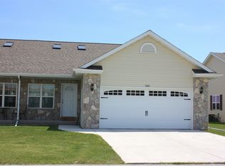 1021 Covington Dr, Sheboygan Falls, WI 53085