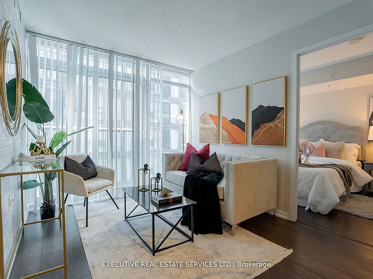 36 Lisgar St #1902E — Photo 14