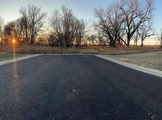 TRACT B Windsor Estates Ave #22313M, Madison, SD 57042