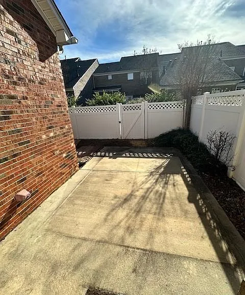 5205 Berkeley Estates Dr — Photo 14
