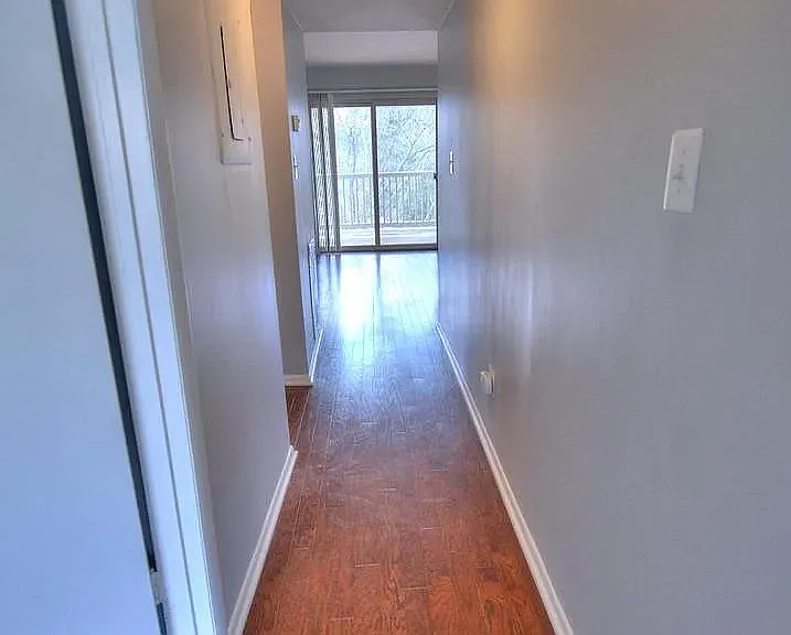 1707 Ascot Way #E — Photo 34