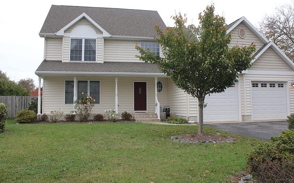 1st image of 22335 Shore Dr