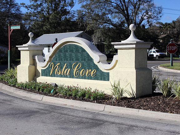 3rd image of 2000 Vista Cove Road
