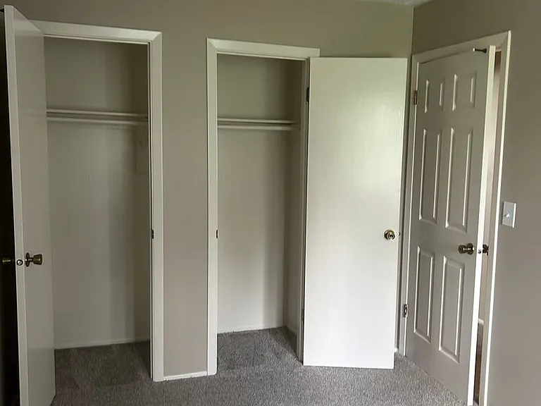Southdale Square Apartments — Photo 101