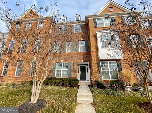 23261 Carters Meadow Ter, Ashburn, VA 20148