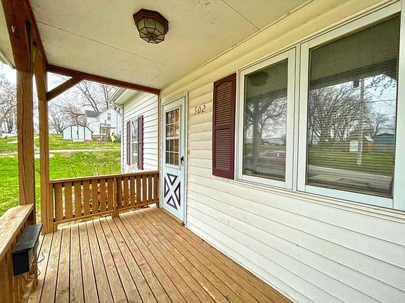 3rd image of 502 E Washington Ave