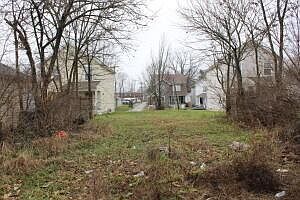 1st image of 846 Seymour Ave #48
