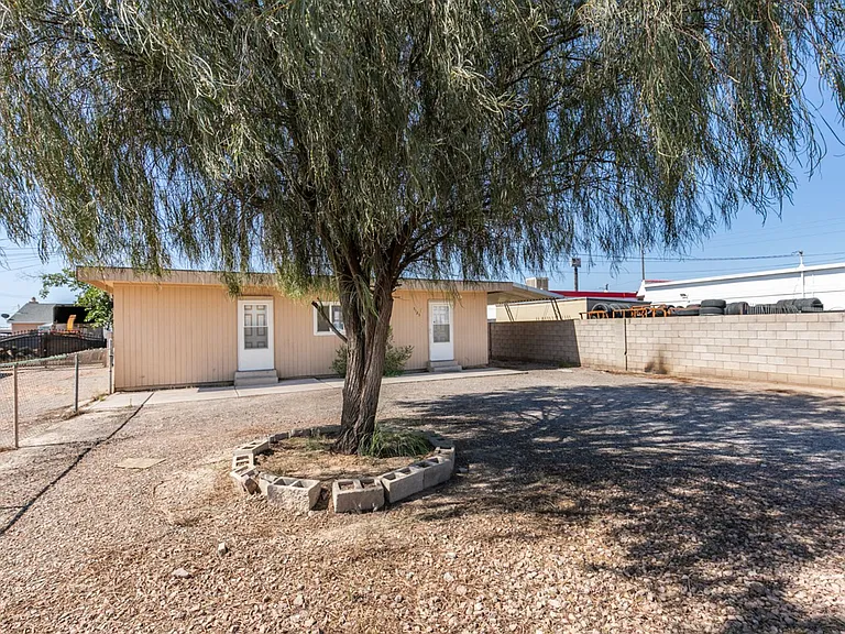 5125 Kell Ln — Photo 4