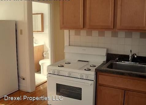 2nd image of 4713 W Belmont Ave #8690699