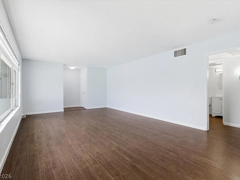 1700 Rexford Dr #209 — Photo 15